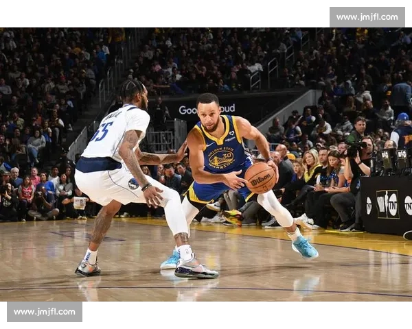 2月5日勇士对阵小牛库里欧文对飙西部焦点大战前瞻看点解析